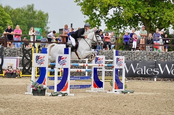Alfie Diaper Tops the Blue Chip Pony Newcomers Second Round at the Welsh Home Pony 