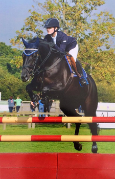 Emily Portas Takes the Top Spot in the Nupafeed Supplements Senior Discovery Second Round at Hartpury College