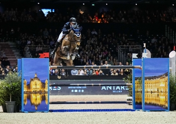 Harry Charles guarantees his place in the Longines FEI World Cup Final in the penultimate qualifying leg of the Western European League 