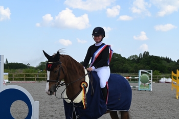 Natasha Hewitt Takes the Win in the Nupafeed Supplements Senior Discovery Second Round at Barleylands Equestrian