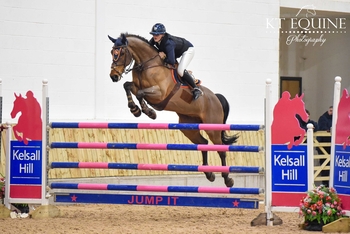 Jennifer Billington lands the Winter Grand Prix at Kelsall Hill’s Cheval Liberte Winter Grand Prix with a final round flyer on Flipper Darco UK Z 