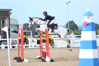 Ponies and Riders Shine in HOYS Qualifiers at the First Summer Pony Premier Show of 2025