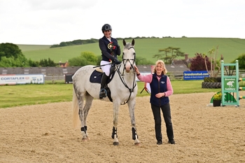 Shari Vincent Secures Summer NAF Silver League Victory at Pyecombe