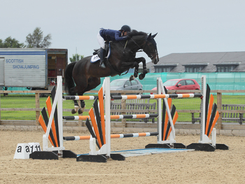 Rachael Connor Claims Second Connolly’s RED MILLS Senior Newcomers Second Round Win at the Scottish Summer Extravaganza Show