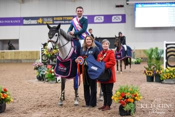 Richard Howley smoothly lands the feature Grand Prix at Kelsall Hill’s inaugural International show