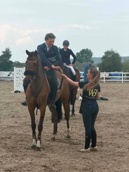 Billy Colclough and Kept Secret T Shine in Summer NAF Bronze League Qualifier at Willow Banks